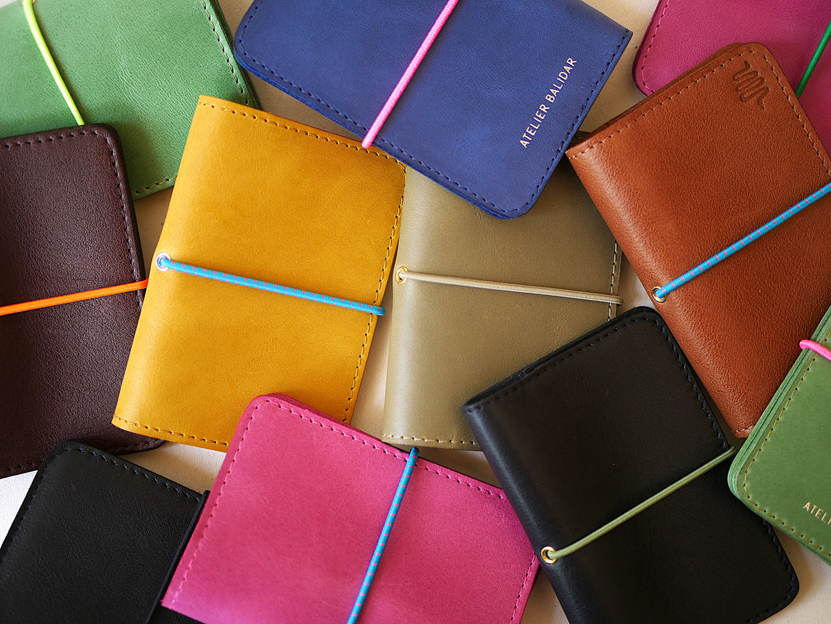 Porte-cartes en cuir personnalisable