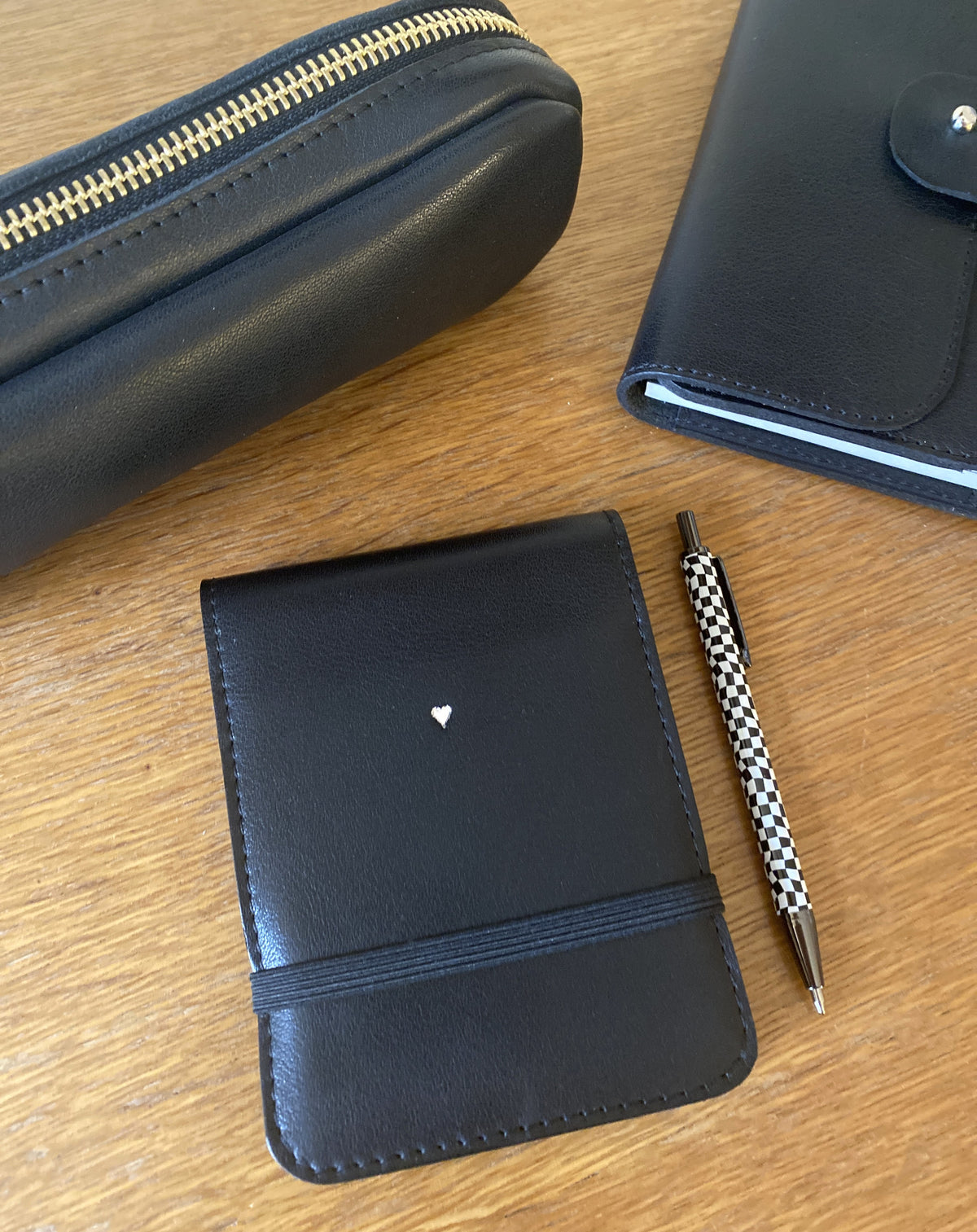 Blocs-notes en cuir rechargeable et personnalisable - Le cadeau déconnecté